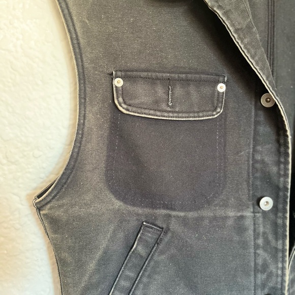Gallery Department Logan Vest Black - Picture 2 of 5